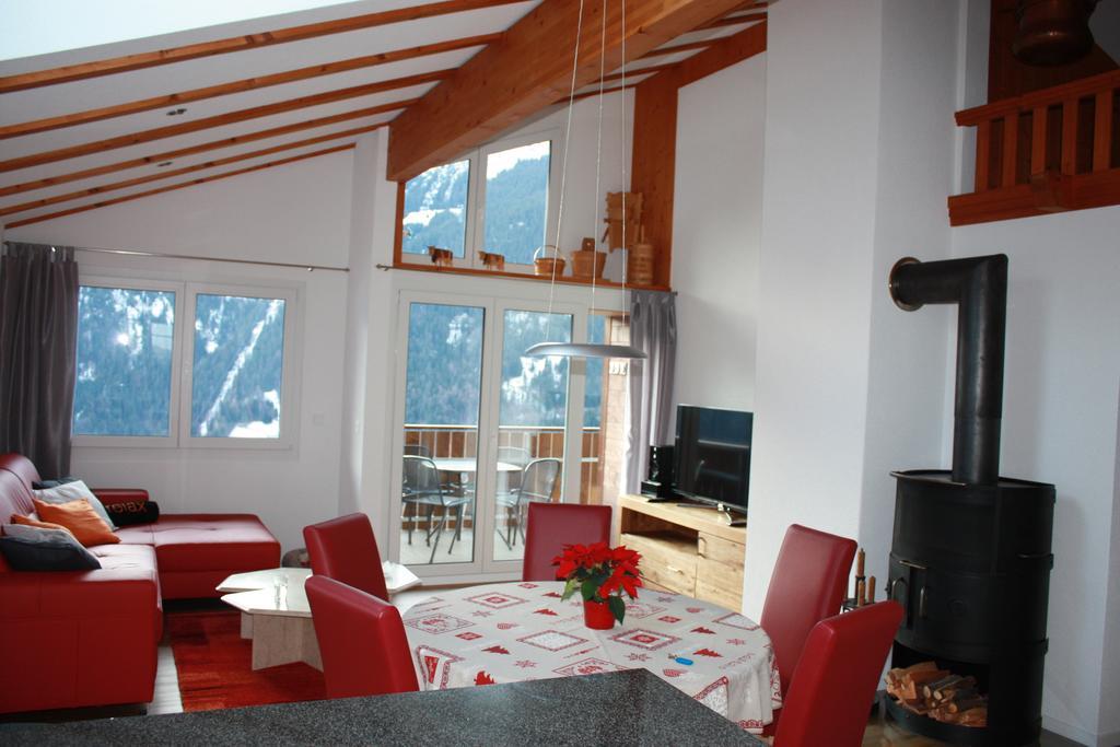 Ferienwohnung Chalet Gerbera Wengen Zimmer foto